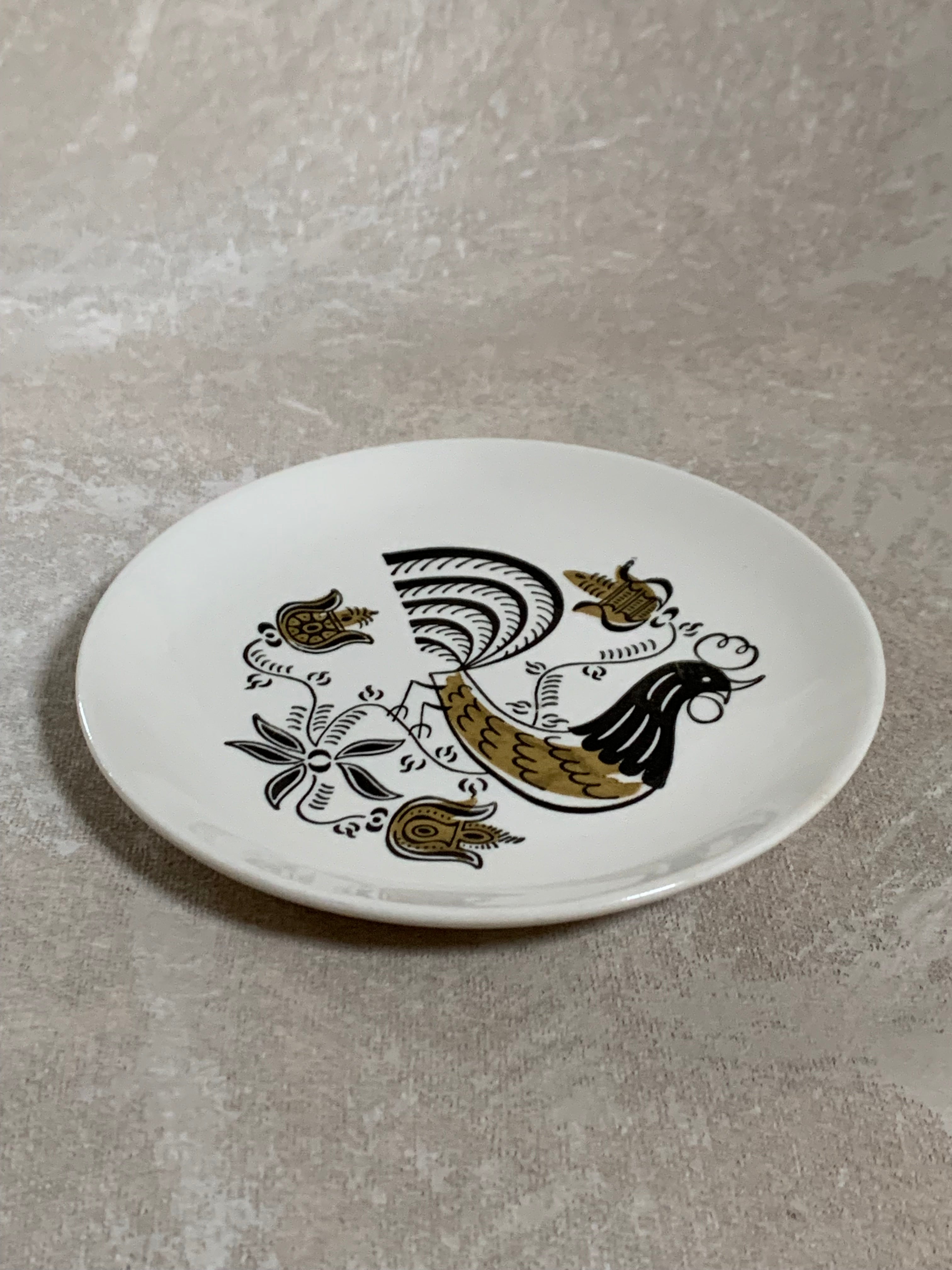 Mid-Century Folk Art Rooster Plate | Black & Mustard Gold Transfer | Pennsylvania Dutch Motif | Salad Plate | Farmhouse Decor | American Dinnerware | circa 1950s–1960s