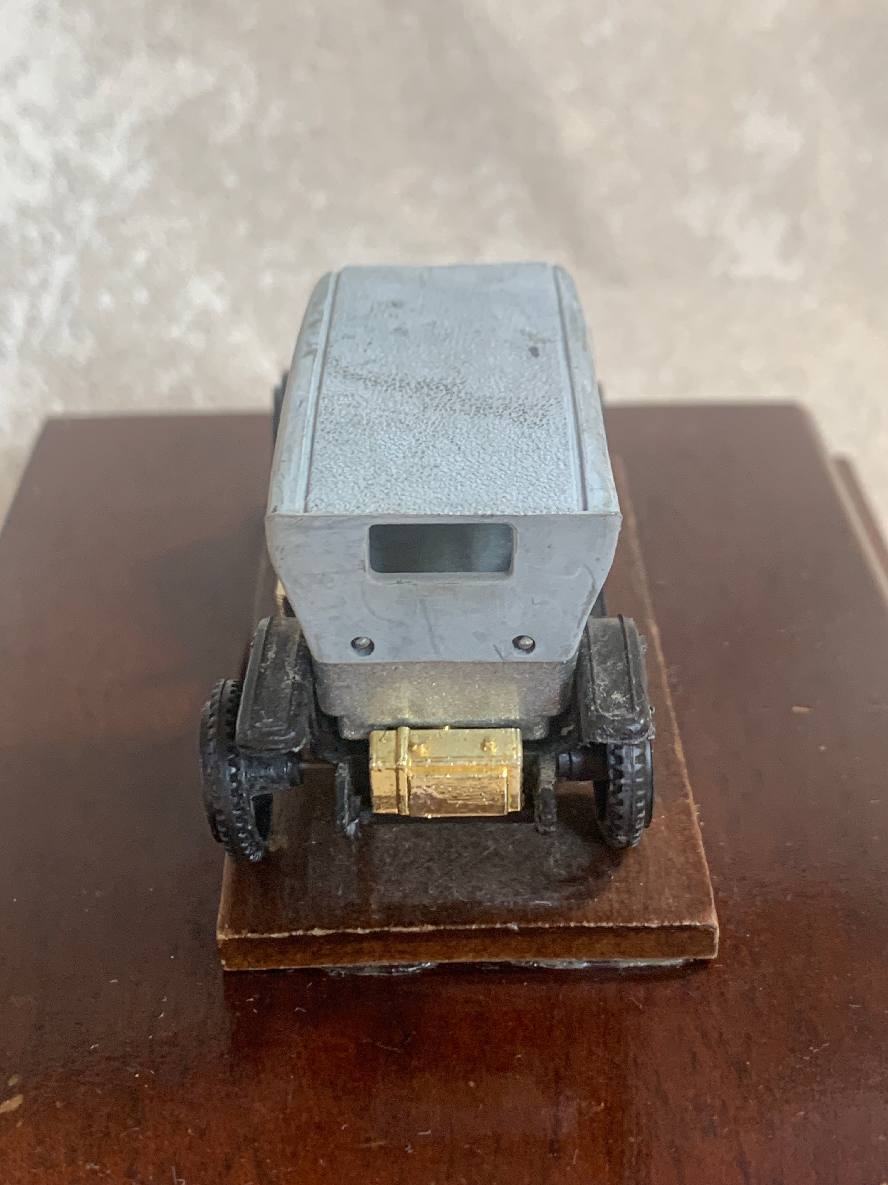 Edwardian Touring Car Miniature | Hinged Walnut Display Box | Felt-Lined | Brass Hardware | 1905–1915