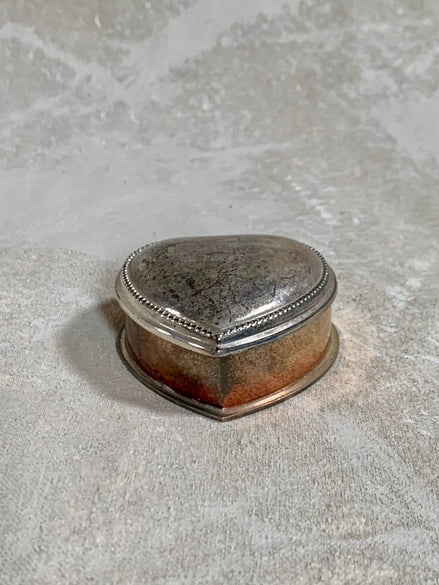 Silver plate heart trinket box with beaded edge lid closed — Gilded Estate, Jolene Le Mille Archive