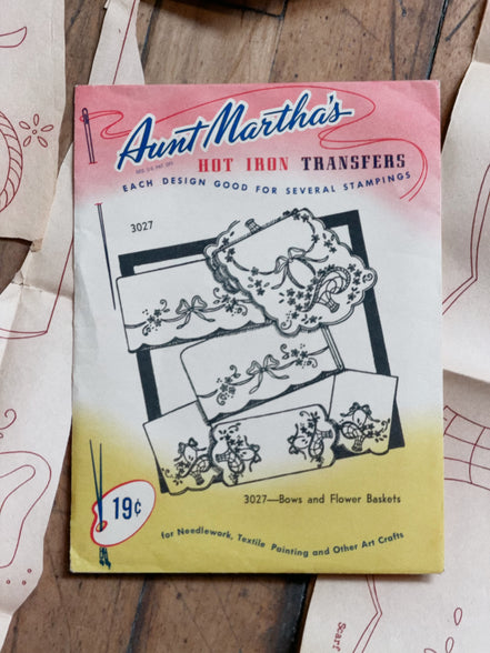 Vintage Aunt Martha's Hot Iron Transfer #3027 "Bows and Flower Baskets," Scalloped Scarf & Pillowcase Embroidery Pattern