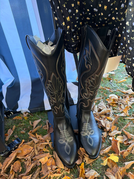 Black Insulated Cowboy Boots, Size 9