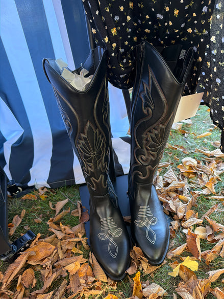 Black Insulated Cowboy Boots, Size 9