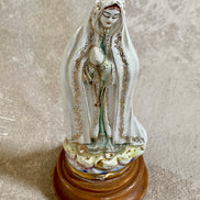 Back view of Our Lady of Fatima ceramic figurine showing white crackle glaze — Jalisco, 1950s