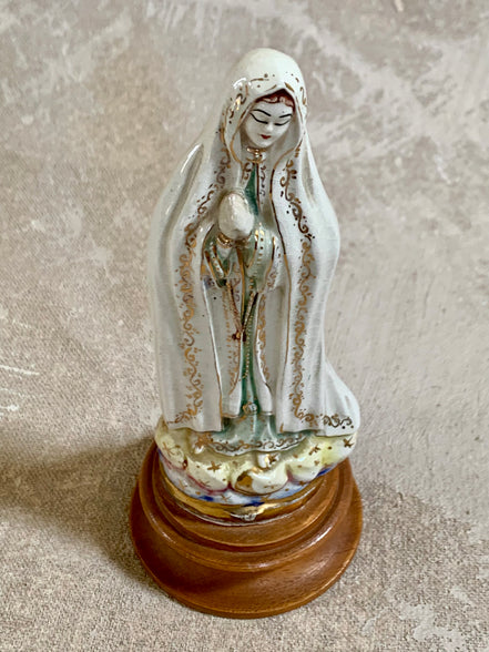 Back view of Our Lady of Fatima ceramic figurine showing white crackle glaze — Jalisco, 1950s