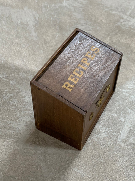 Vintage Japanese Export Wood Recipe Box | Patriotic Eagle & Stars | Gold Lettering | Made in Japan | 1950s–1960s | Mid-Century Kitchen