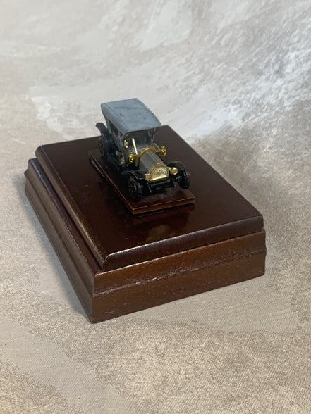 Edwardian Touring Car Miniature | Hinged Walnut Display Box | Felt-Lined | Brass Hardware | 1905–1915