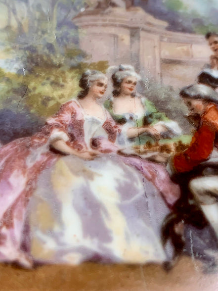 Lower ormolu skirt detail with acanthus leaves and flower heads — German porcelain box