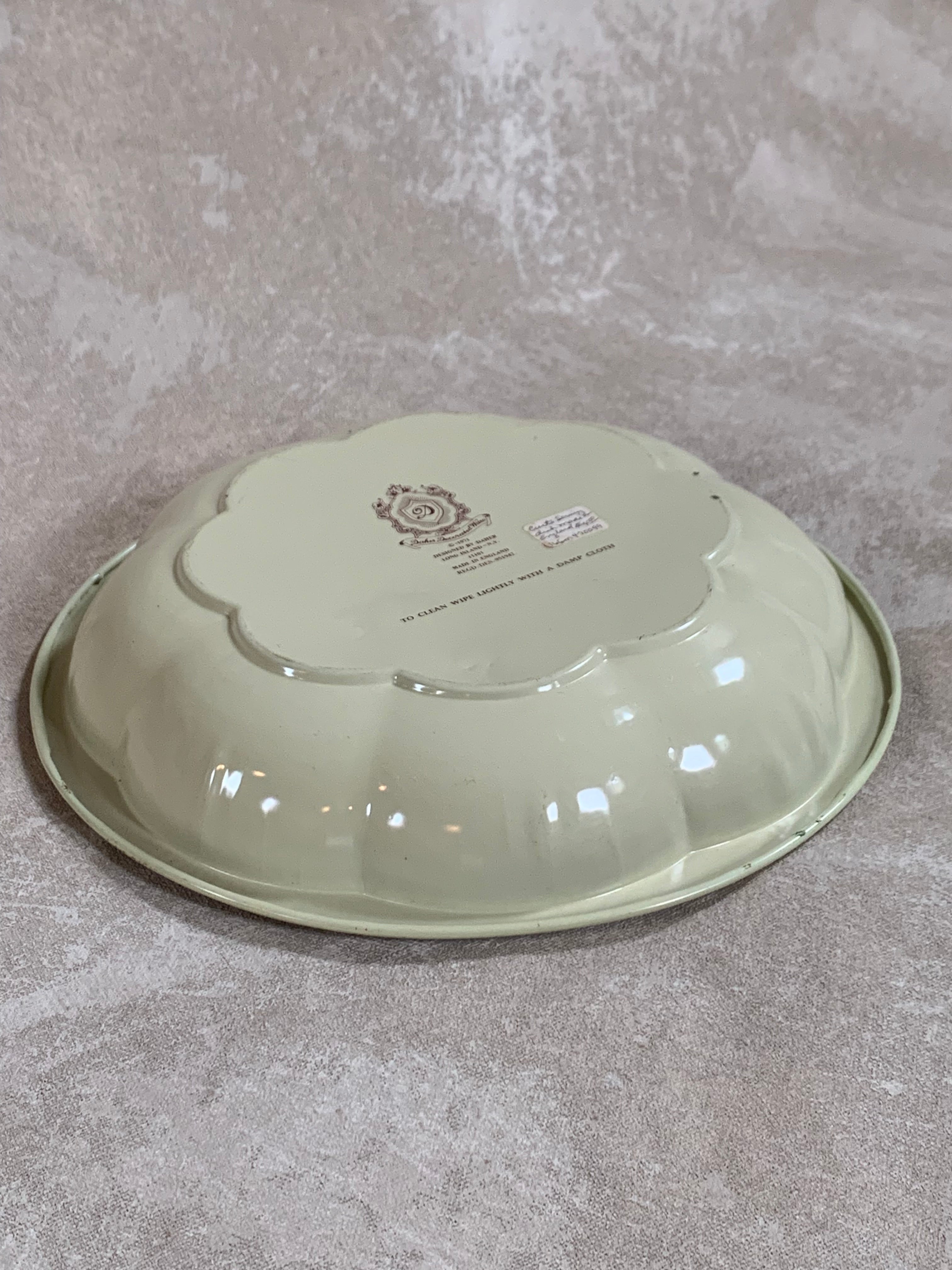Daher Decorated Ware Bird and Cherry Tin Serving Tray, 1971