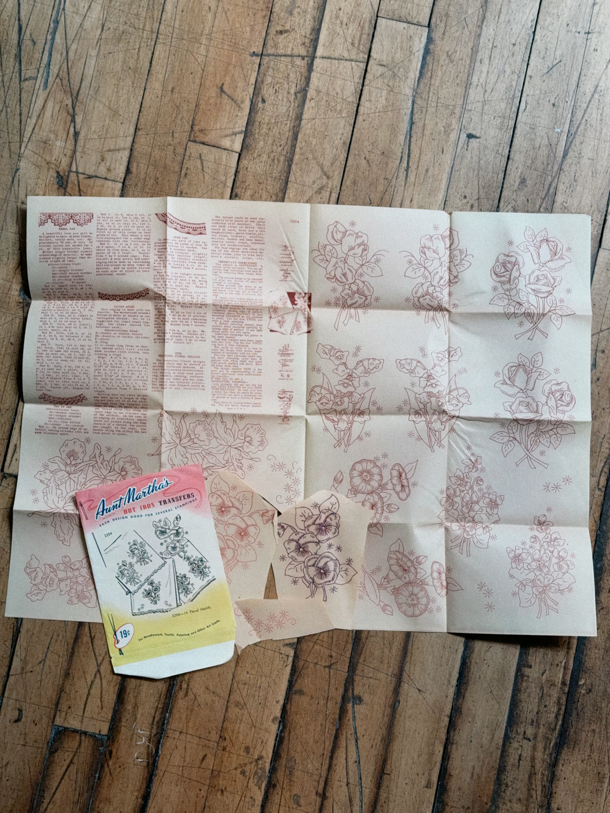 Vintage Aunt Martha's Hot Iron Transfer #3254 