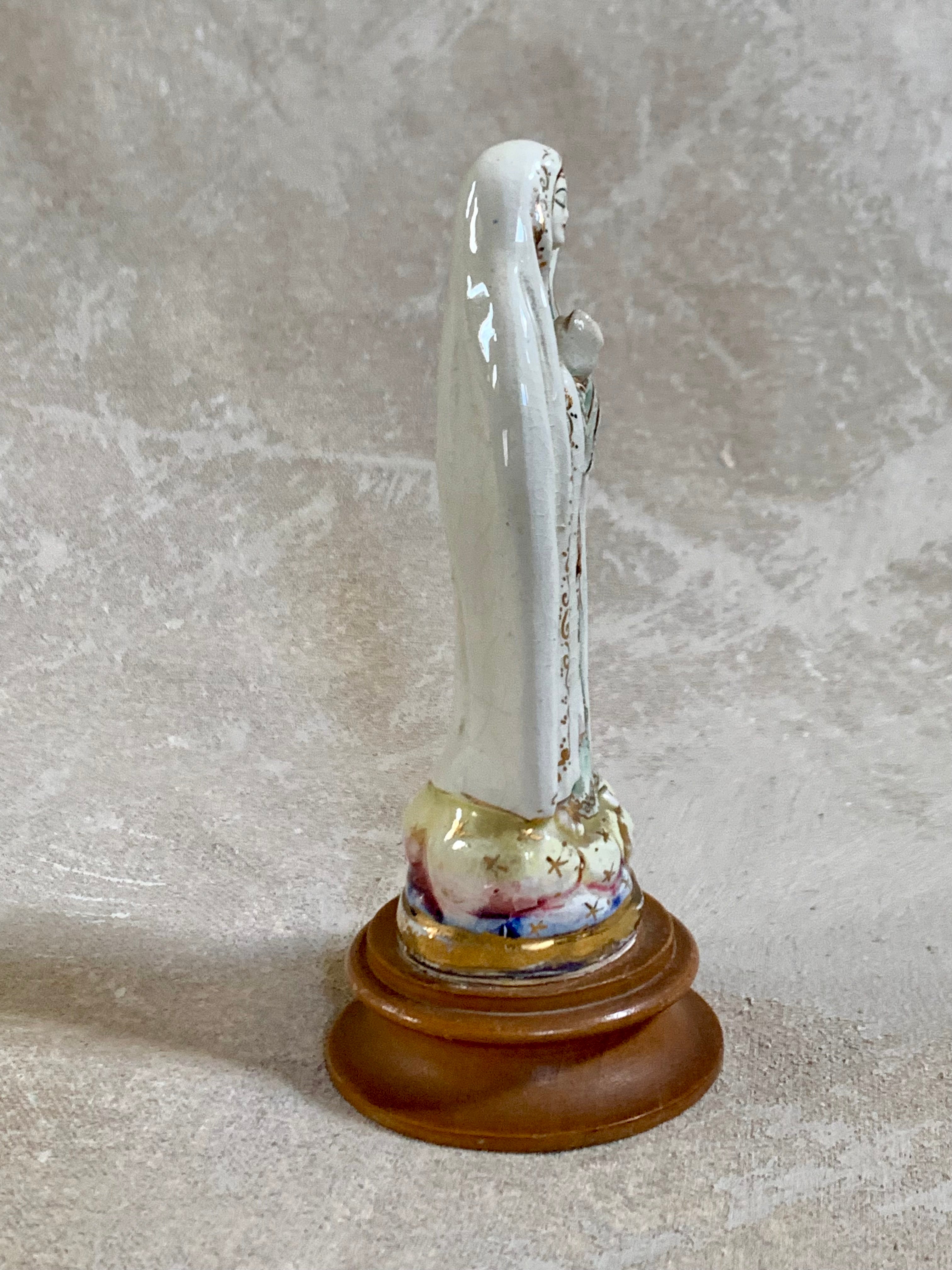 Base inscription Mexico on turned wood pedestal of Fatima ceramic figurine — 1950s provenance