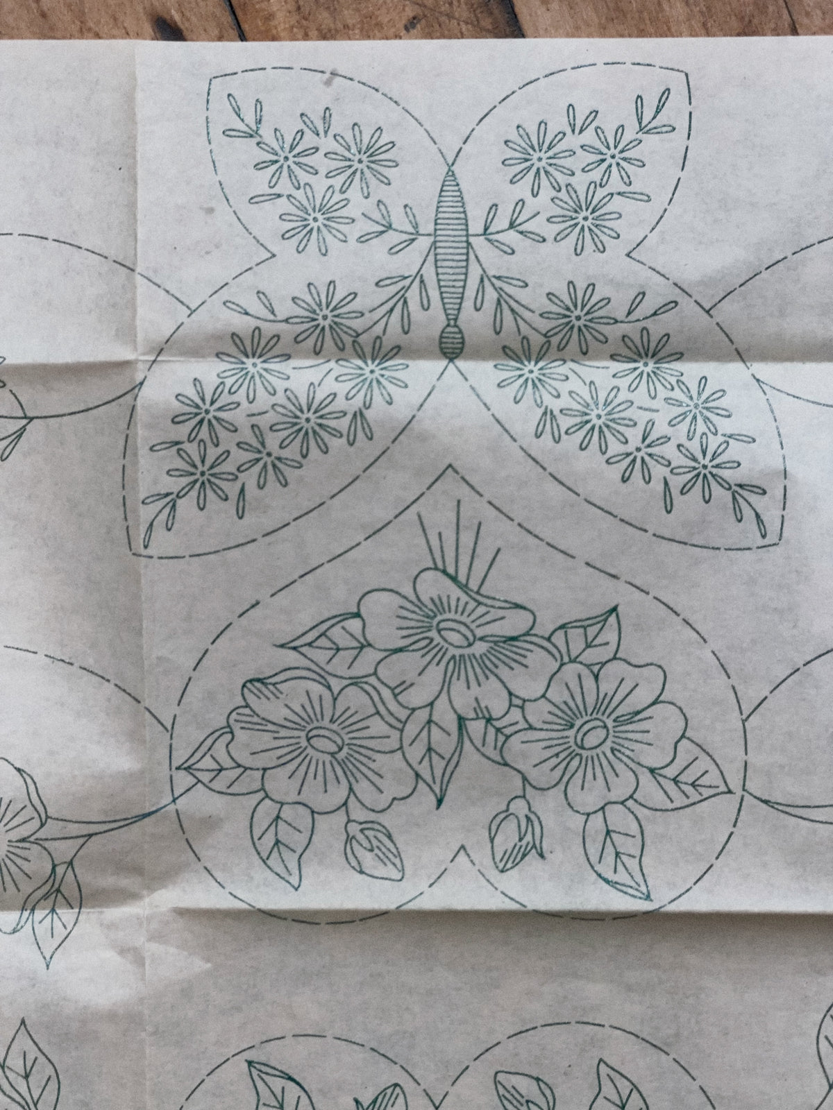 Vintage Hot Iron Transfer Pattern 831 