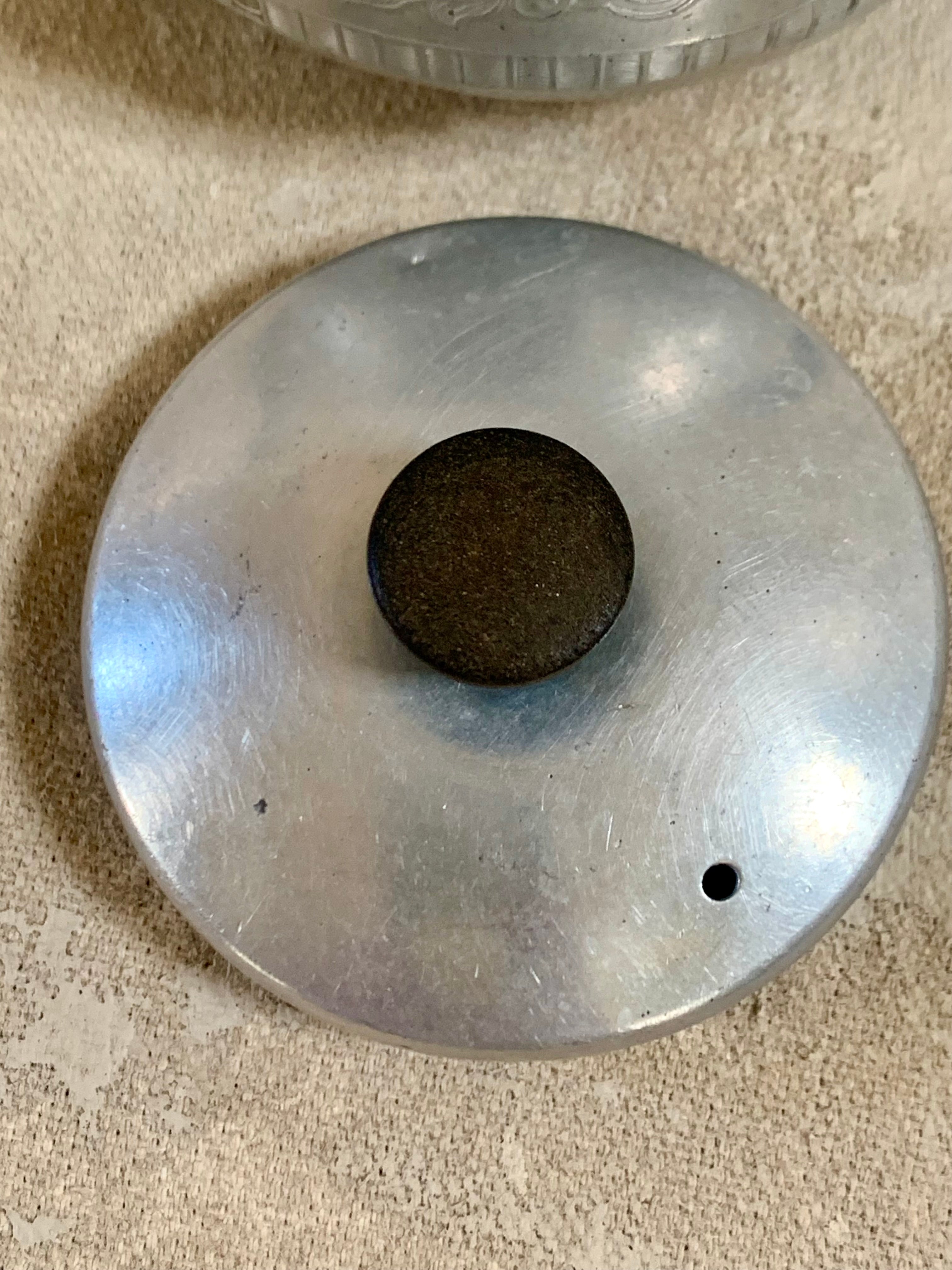 Bakelite handle rivet detail on Carlton teapot — original hardware, no cracks, Bulpitt & Sons Birmingham