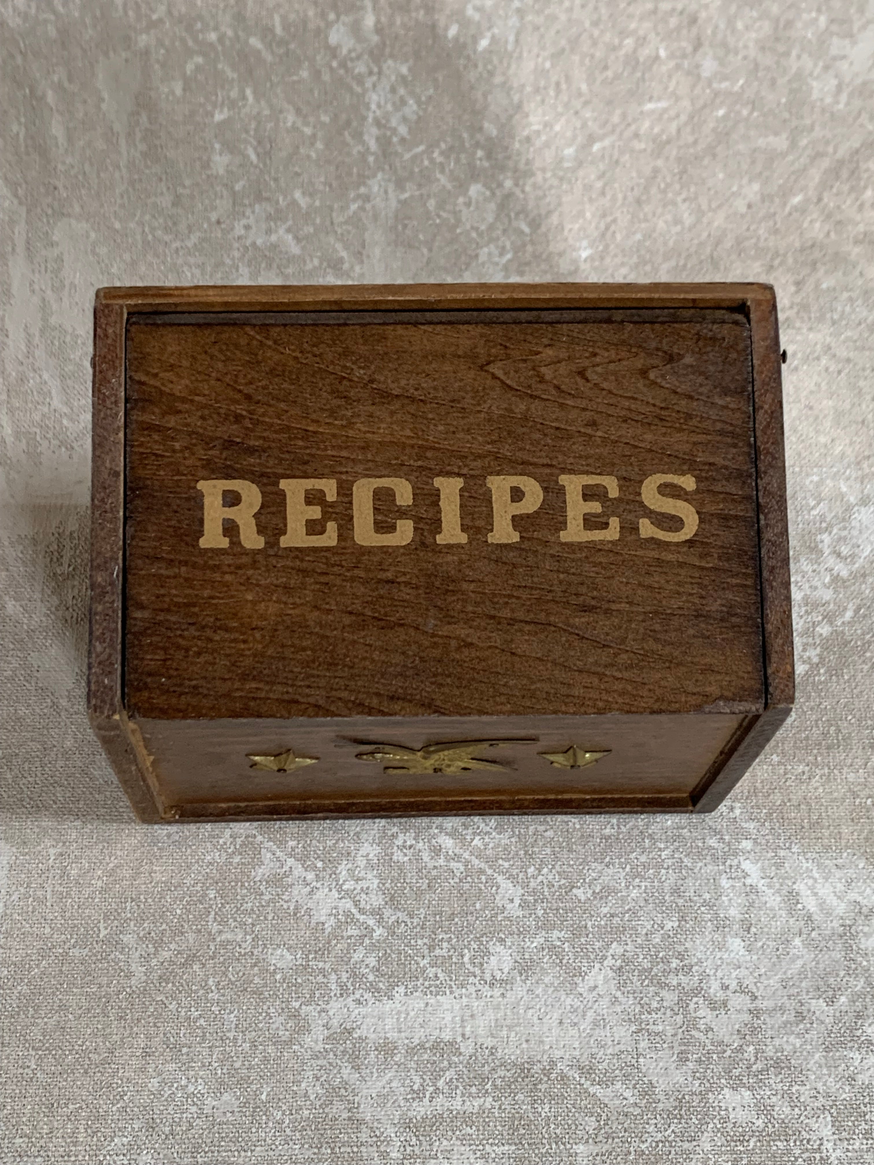 Vintage Japanese Export Wood Recipe Box | Patriotic Eagle & Stars | Gold Lettering | Made in Japan | 1950s–1960s | Mid-Century Kitchen