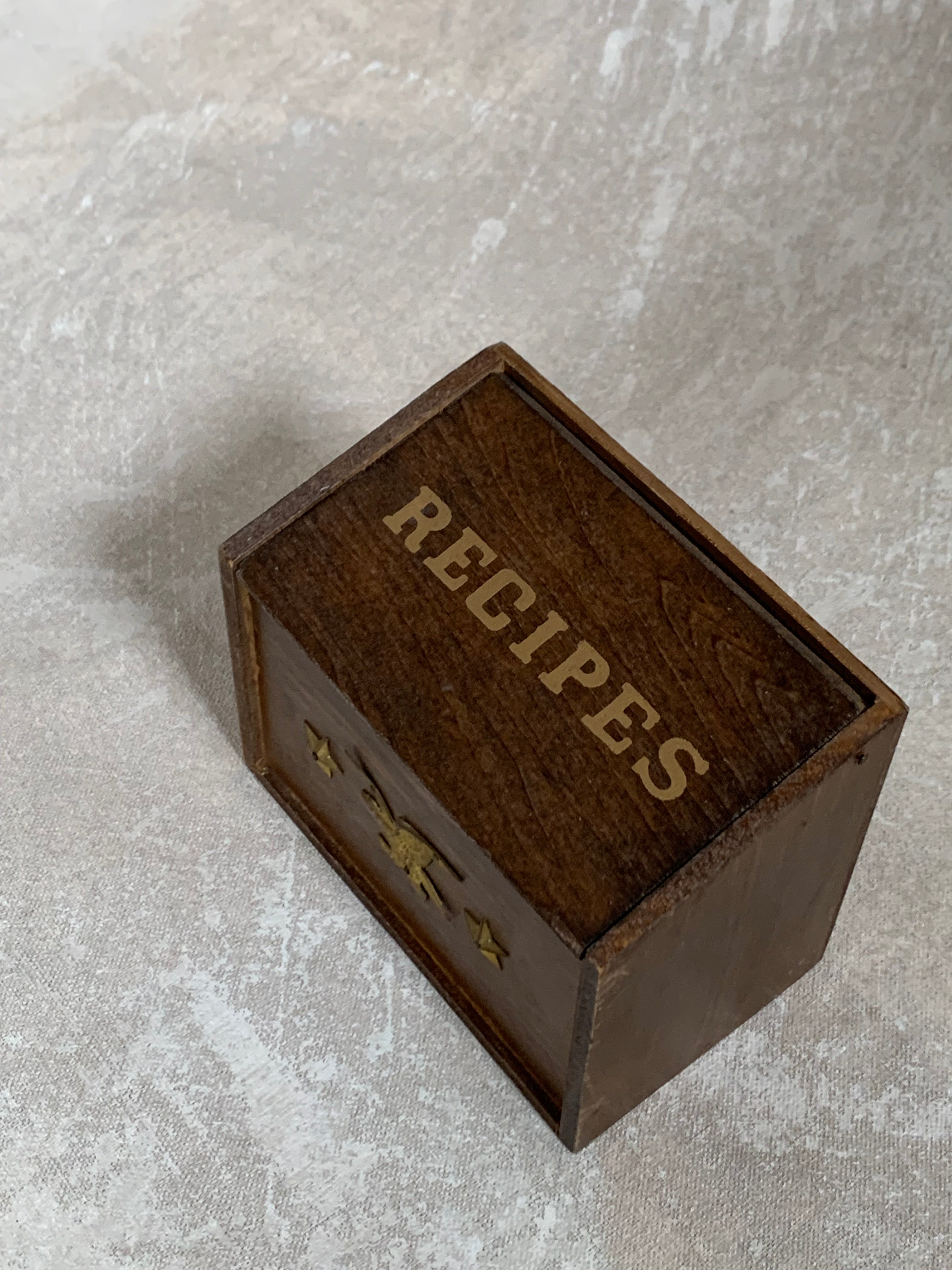 Vintage Japanese Export Wood Recipe Box | Patriotic Eagle & Stars | Gold Lettering | Made in Japan | 1950s–1960s | Mid-Century Kitchen