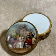 Scale reference of German porcelain Rococo trinket box with ormolu mounts — circa 1895–1914