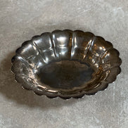 Oneida Silver-Plated Oval Scalloped Dish, Made in America