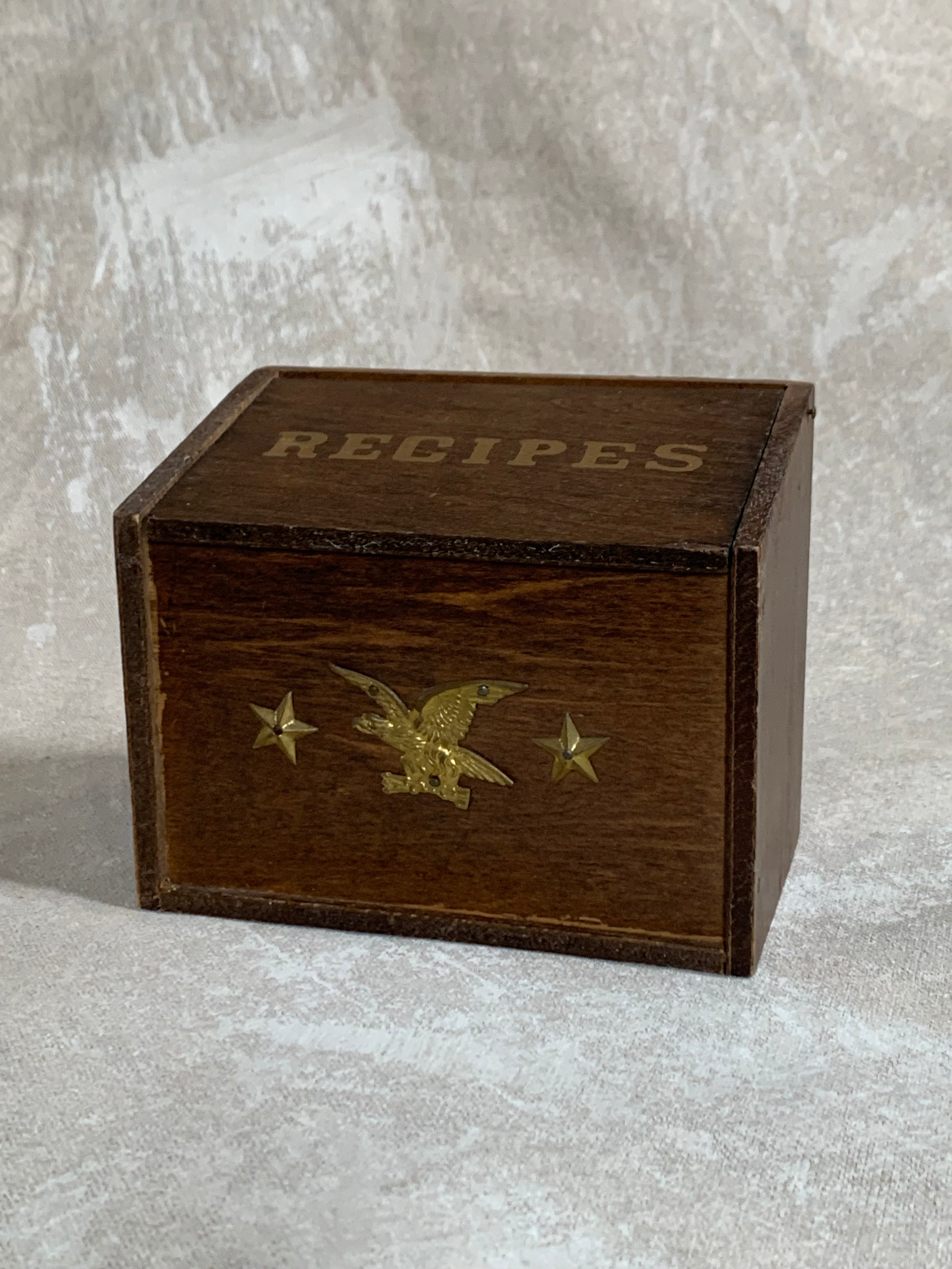 Vintage Japanese Export Wood Recipe Box | Patriotic Eagle & Stars | Gold Lettering | Made in Japan | 1950s–1960s | Mid-Century Kitchen