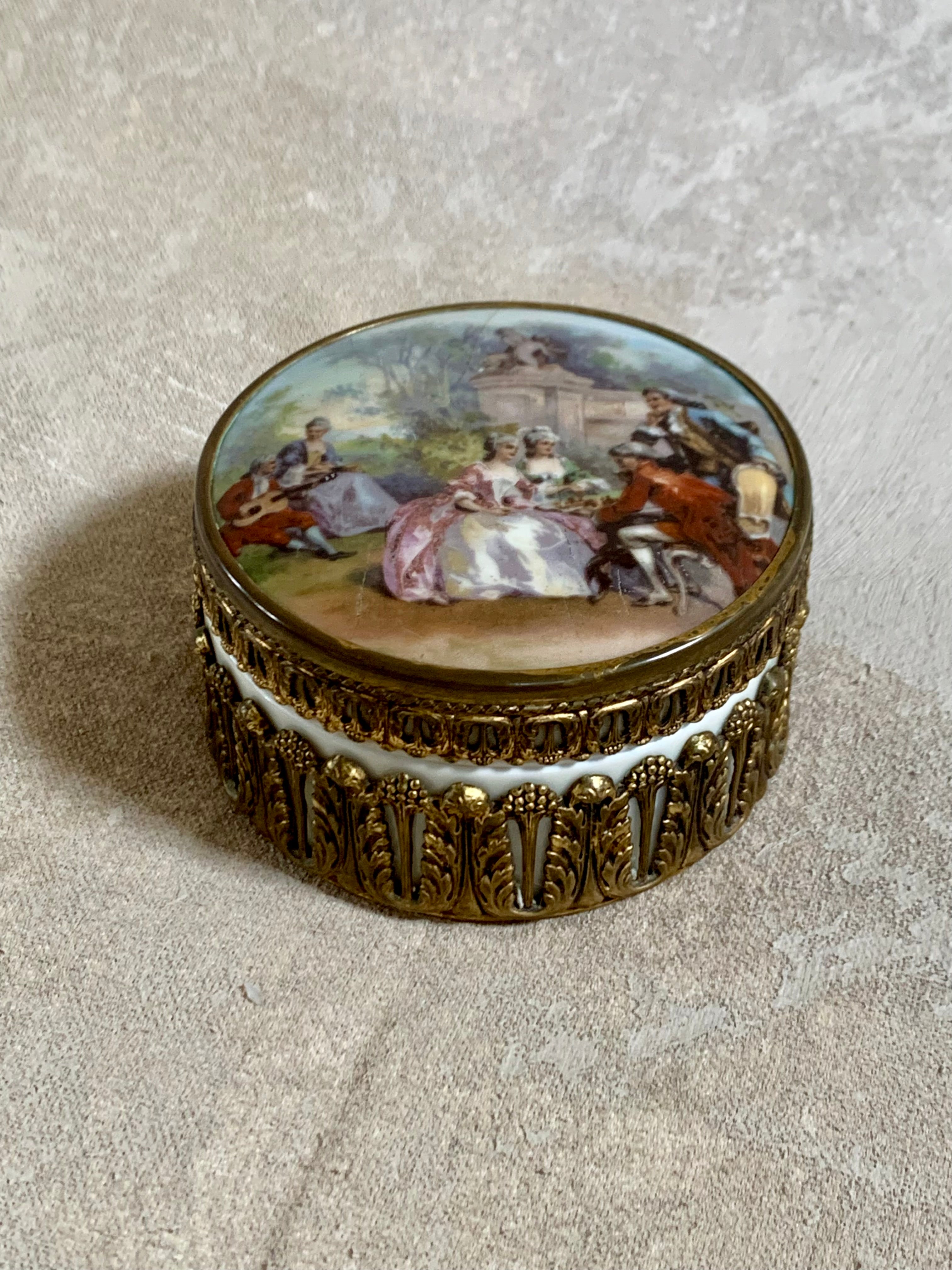 Antique German porcelain trinket box with Watteau Fête Galante scene lid — circa 1895–1914