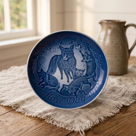 Bing & Grøndahl 1979 Mother's Day Plate, Fox with Cubs
